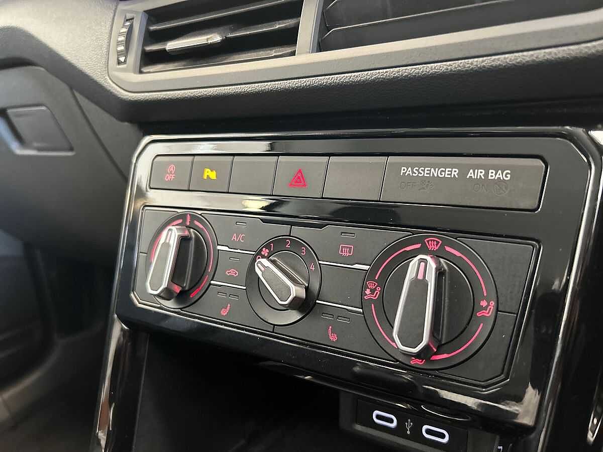 Volkswagen T-Cross 1.0 TSI (110ps) United Hatchback