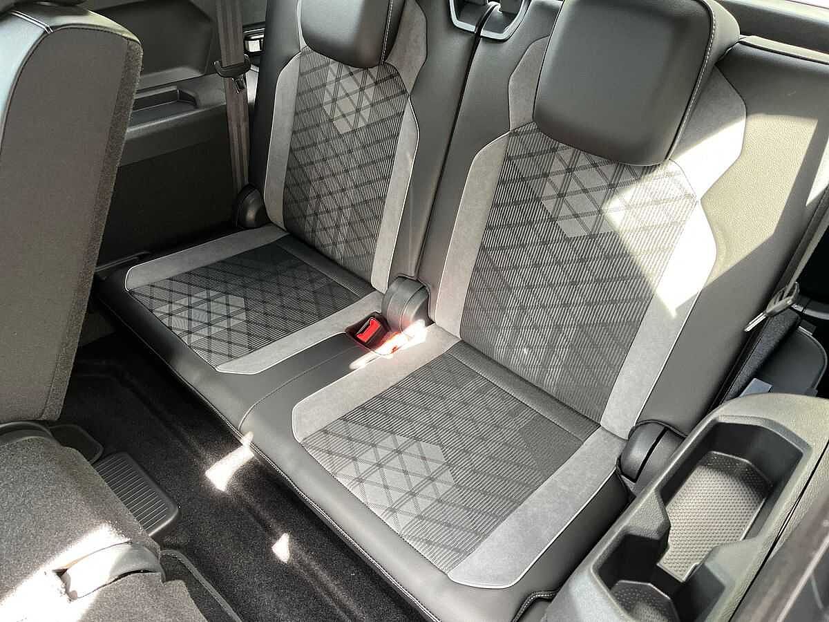 Volkswagen Tiguan Allspace 1.5 TSI (150ps) R-Line DSG