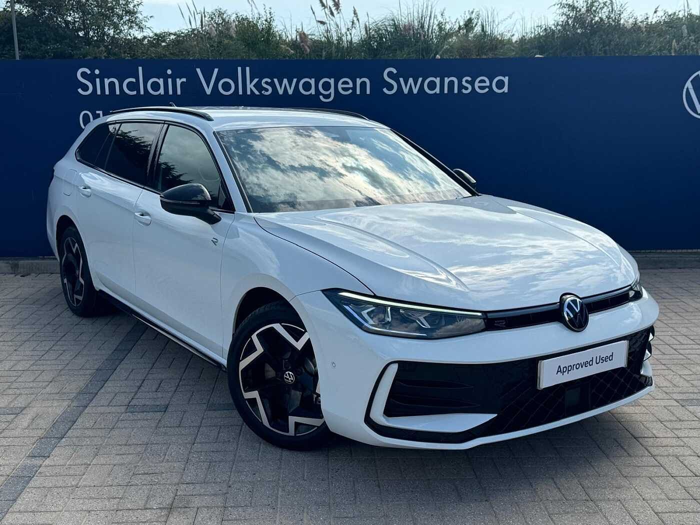 Volkswagen Passat 1.5 TSI (272ps) R-Line eHybrid DSG + CLICK AND COLLECT