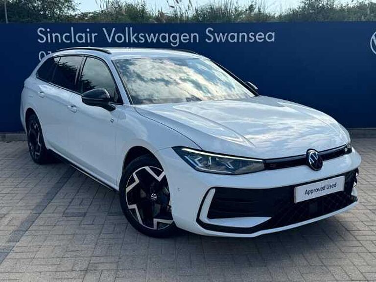 Volkswagen Passat 1.5 TSI (272ps) R-Line eHybrid DSG + CLICK AND COLLECT