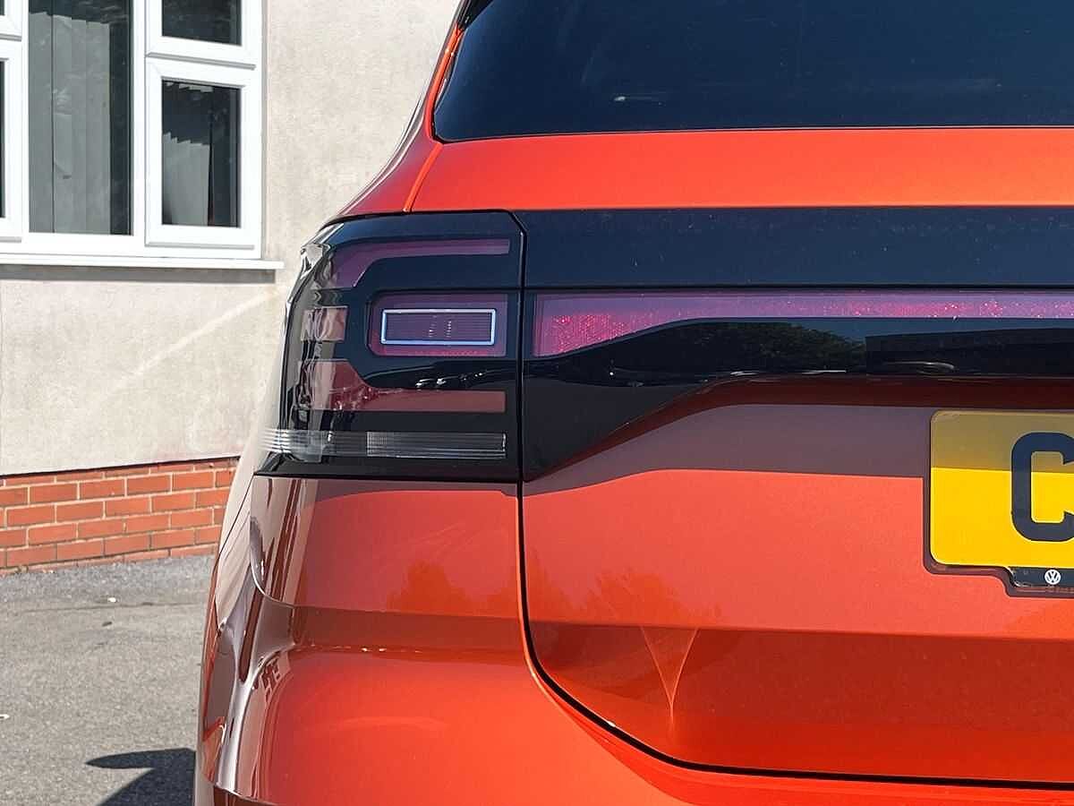 Volkswagen T-Cross 1.0 TSI (110ps) R-Line Hatchback