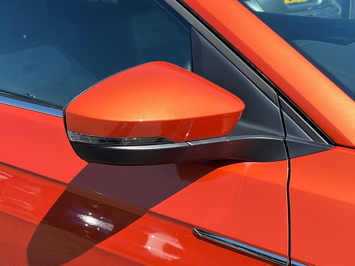 Volkswagen T-Cross 1.0 TSI (110ps) R-Line Hatchback