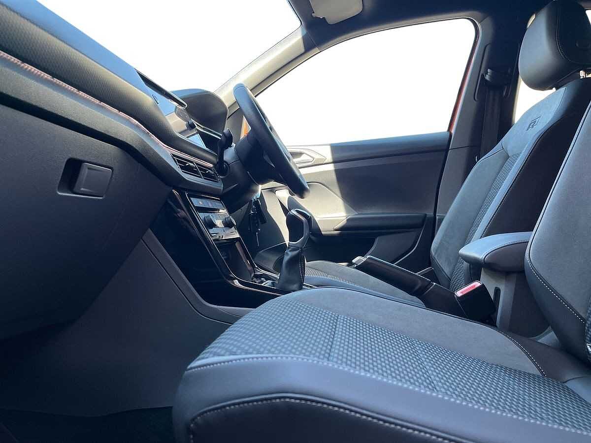 Volkswagen T-Cross 1.0 TSI (110ps) R-Line Hatchback