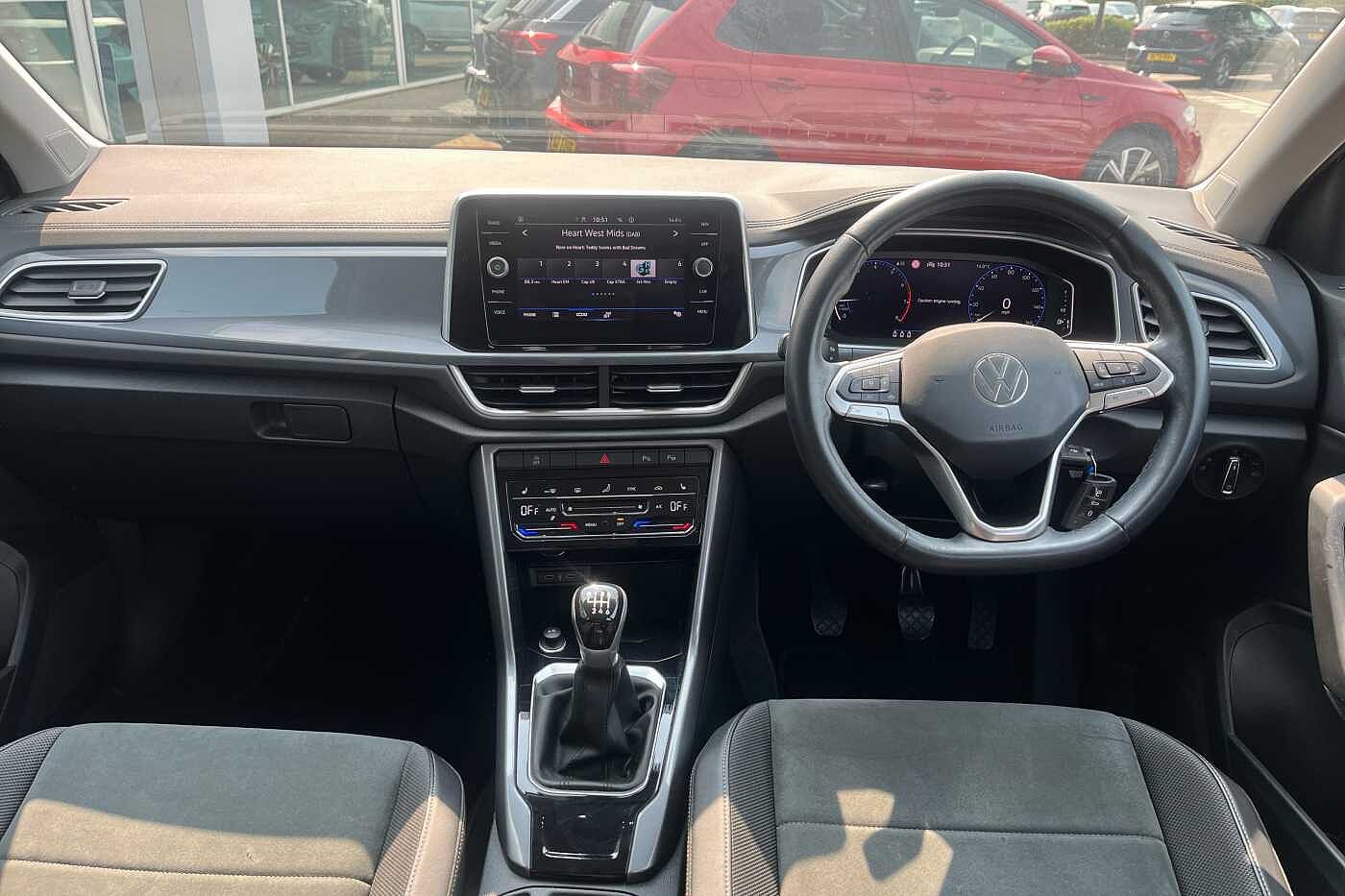 Volkswagen T-ROC Mark 1 Facelift (2022) 1.0 TSI Style 110PS