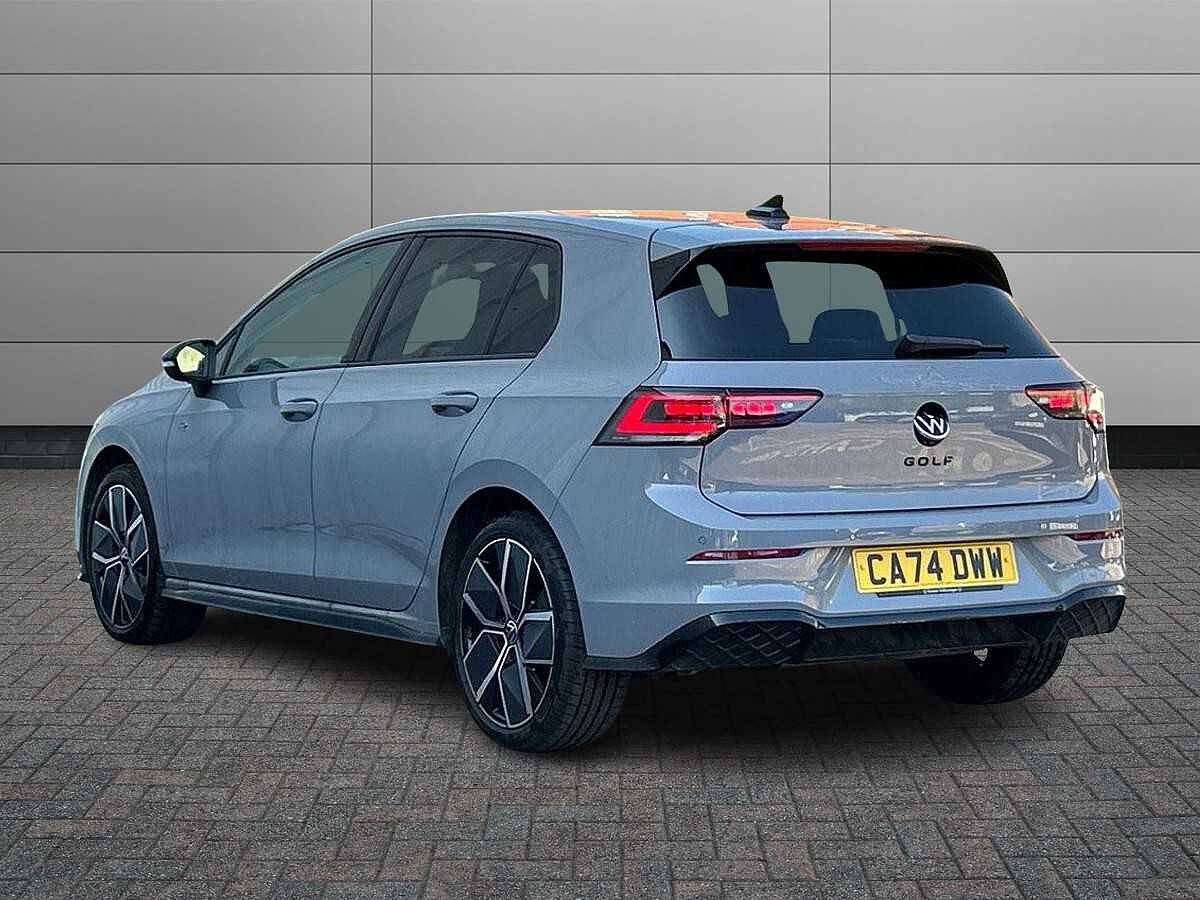 Volkswagen Golf Mark 8 Facelift(2024) Black Ed 1.5 TSI(150ps)