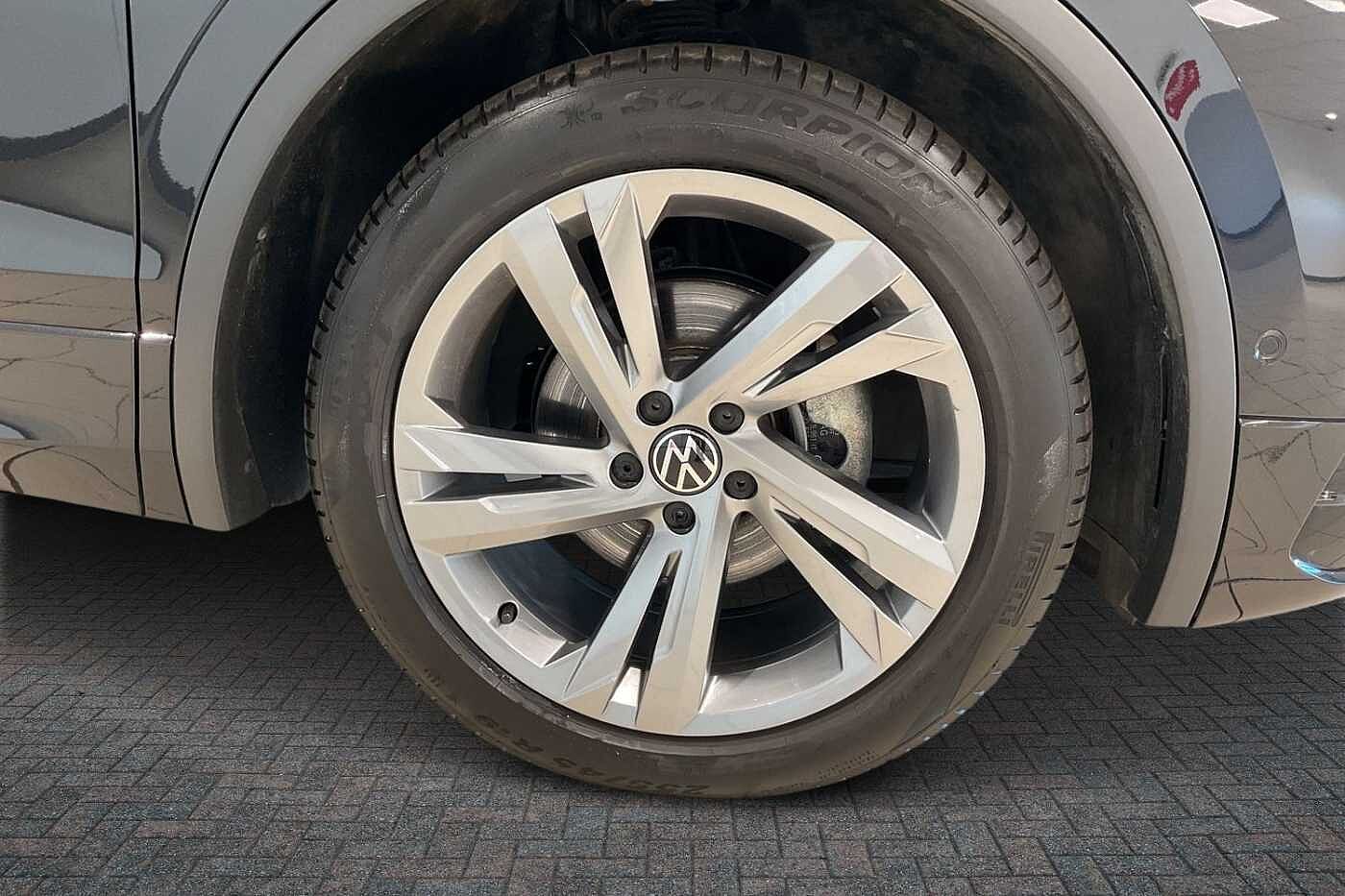 Volkswagen Tiguan 2.0 TDI R-Line Edition SUV 5dr Diesel DSG Euro 6 (s/s) (150 ps)