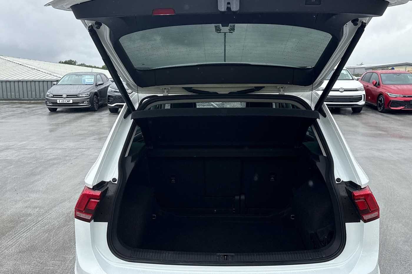 Volkswagen Tiguan 1.5 TSI Active SUV 5dr Petrol DSG Euro 6 (s/s) (150 ps)