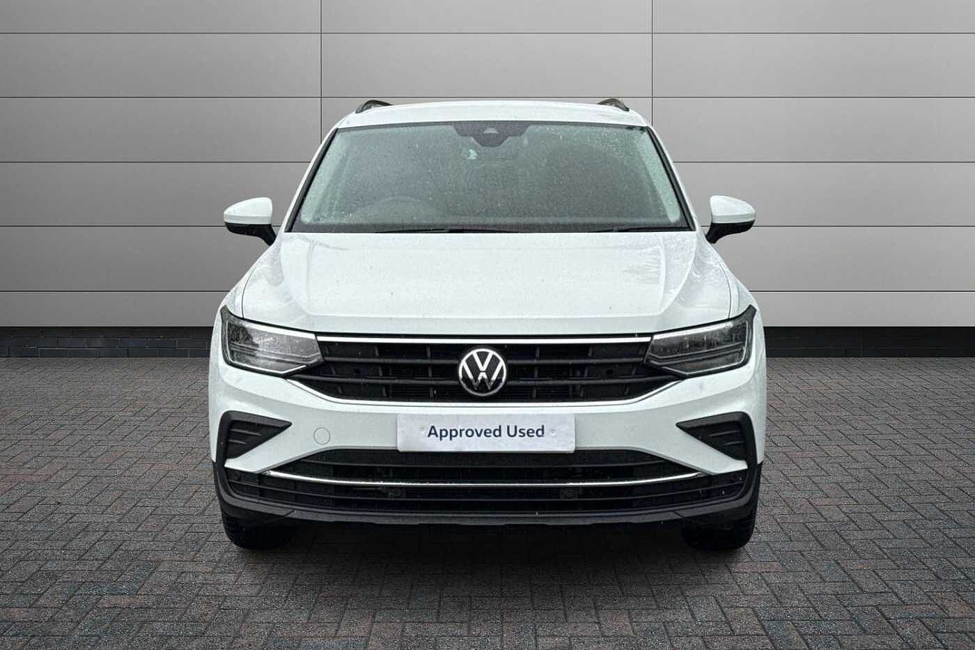 Volkswagen Tiguan 1.5 TSI Active SUV 5dr Petrol DSG Euro 6 (s/s) (150 ps)