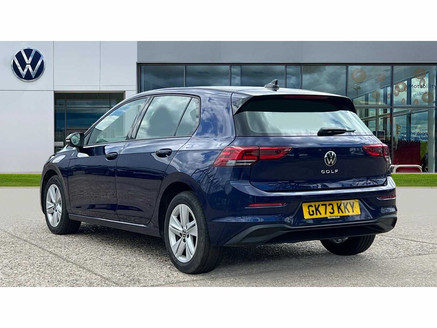 Volkswagen Golf 2.0 TDI Life 5dr DSG