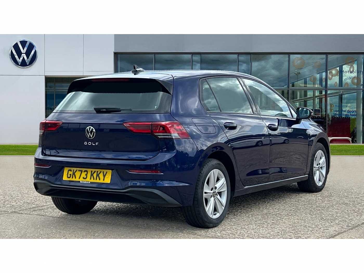 Volkswagen Golf 2.0 TDI Life 5dr DSG