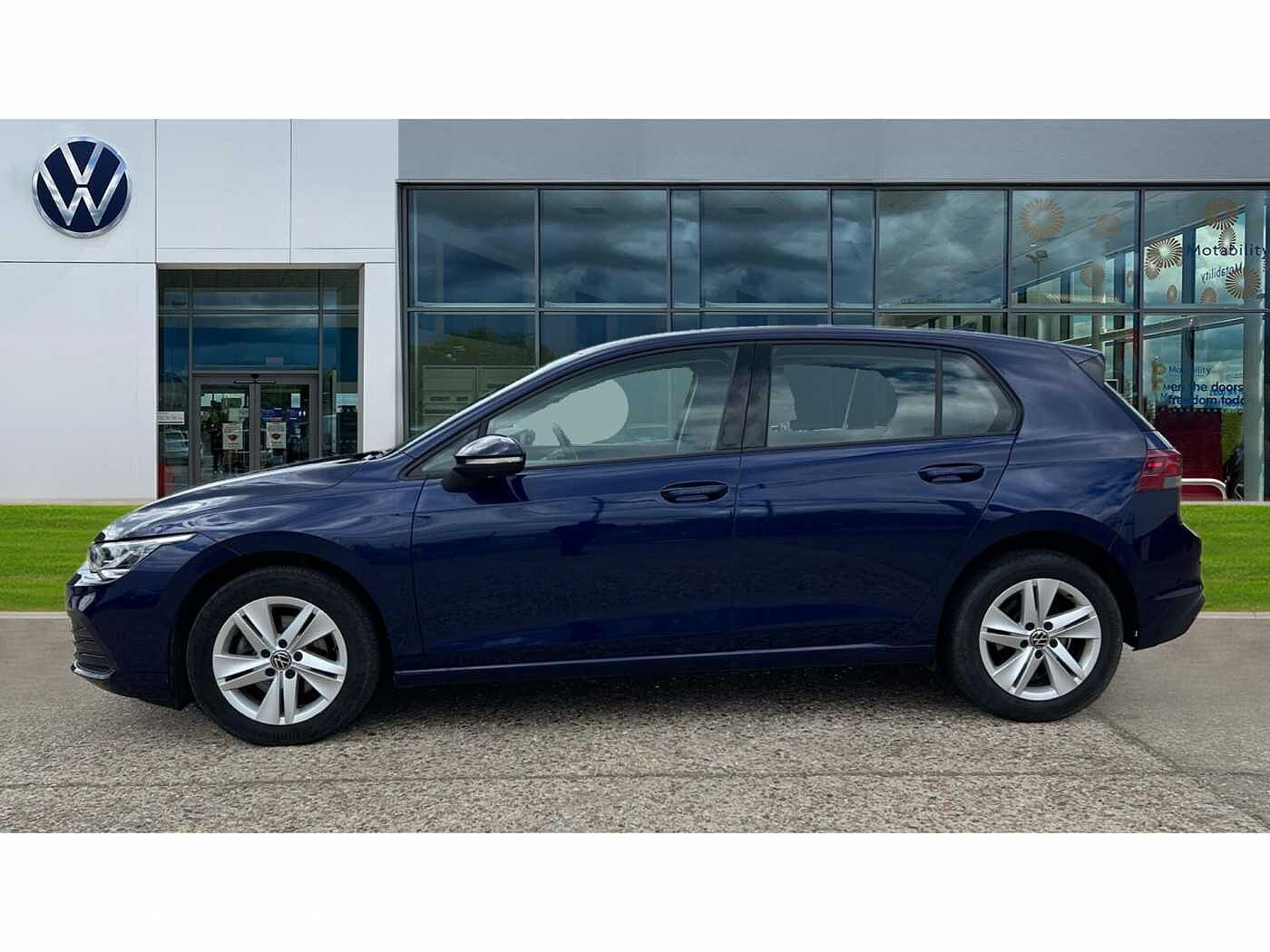 Volkswagen Golf 2.0 TDI Life 5dr DSG
